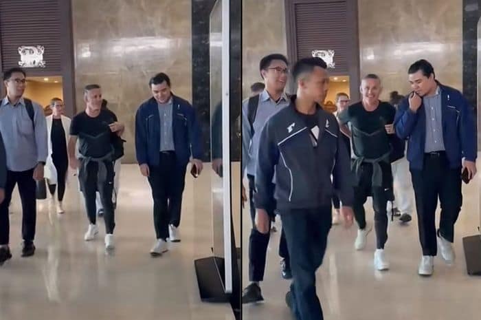 John Herdman tiba di Jakarta